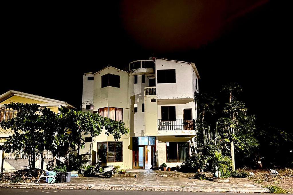 Hostal Vista Al Mar Hotel Puerto Baquerizo Moreno Buitenkant foto
