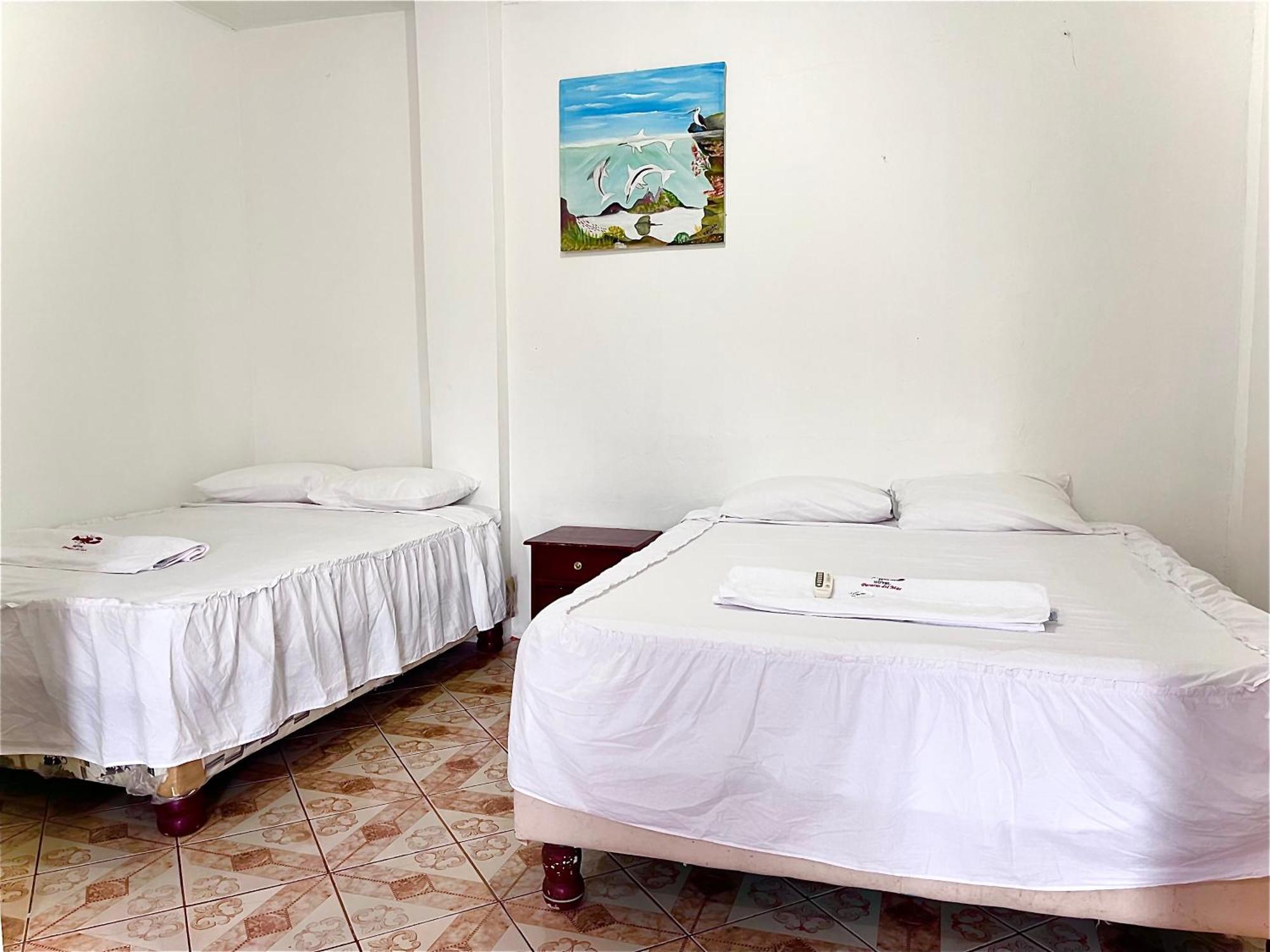 Hostal Vista Al Mar Hotel Puerto Baquerizo Moreno Buitenkant foto